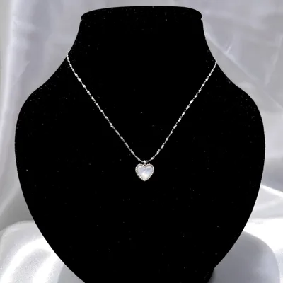 Collar Corazon Blanco plateado de acero inoxidable - no se oxida - Joyería Salomé Quito